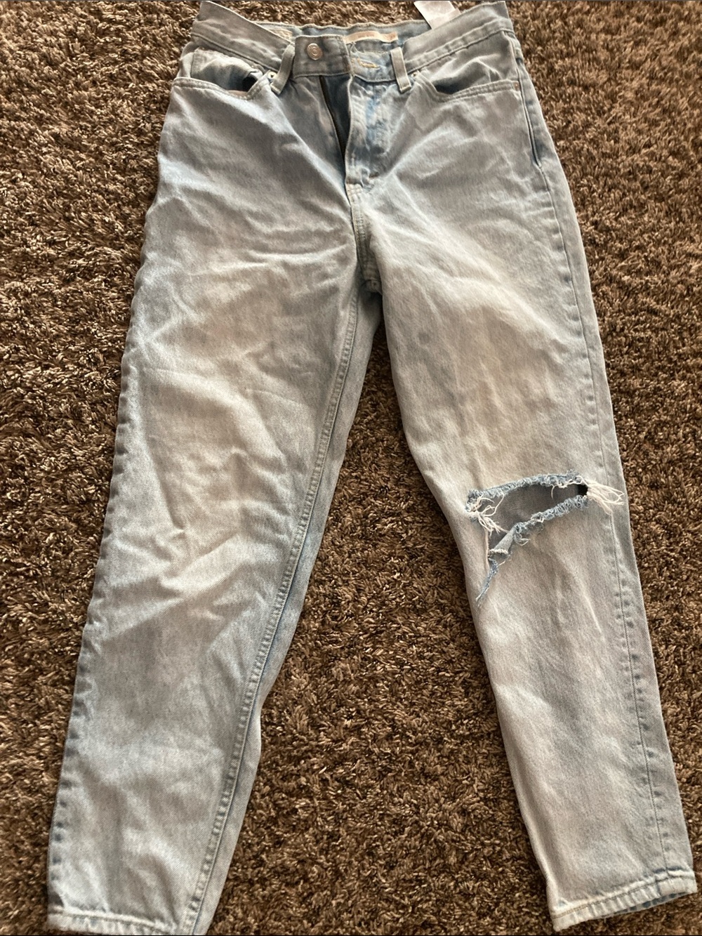 Levi's Light Blue Slim Straight Jeans with Knee Rip